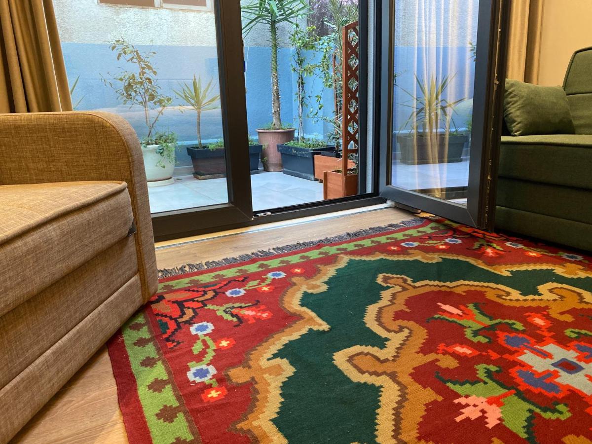 Vila-Amo, Suites&Rooms In Tirana Center Dış mekan fotoğraf
