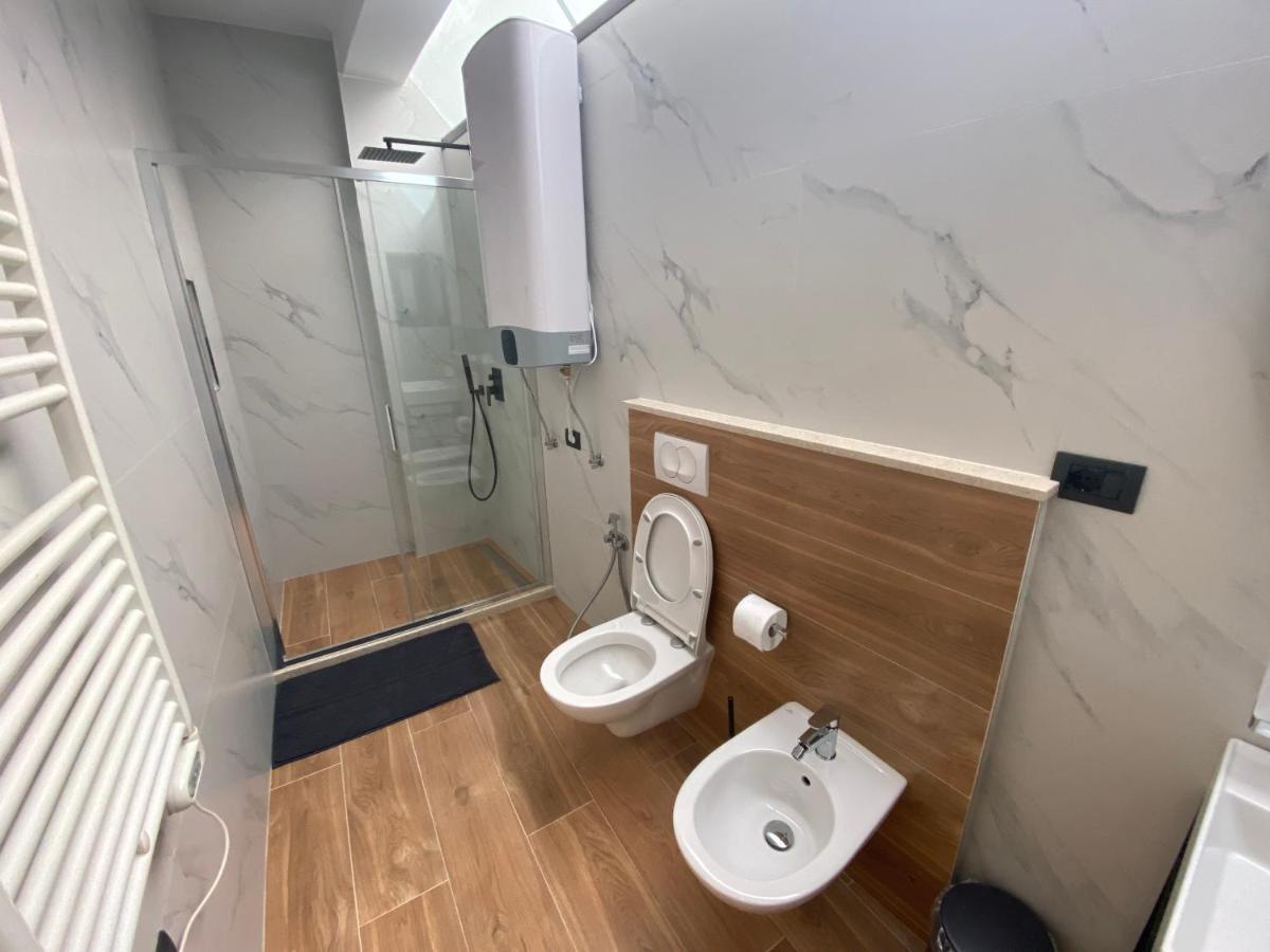 Vila-Amo, Suites&Rooms In Tirana Center Dış mekan fotoğraf